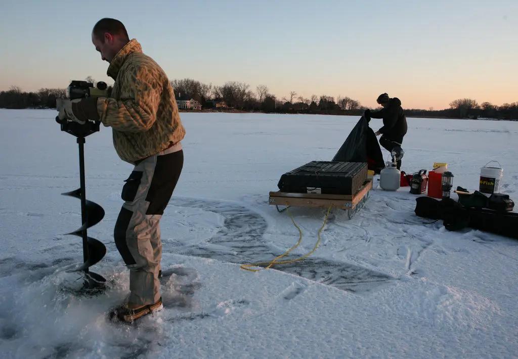  Fiorin  y la pesca en hielo en los lagos del norte de Minnesota -  600 FS 